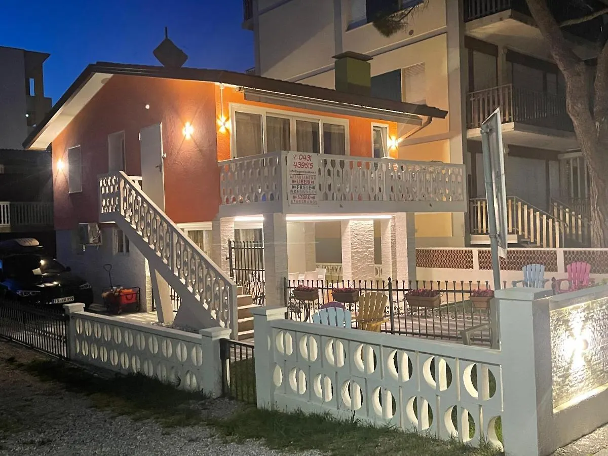 Luna Bibione